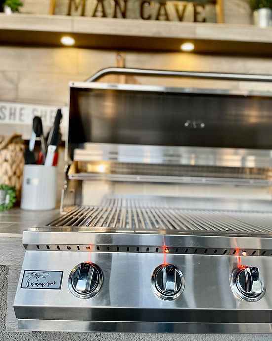 KoKoMo Outdoor Kitchen Pavilion – 20'x20' Luxury BBQ Island with 70" TV, Bar, Grill, Kegerator & More